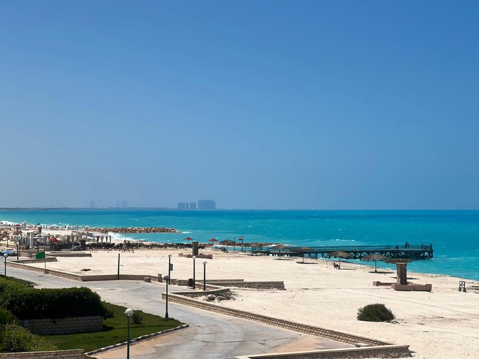 Beachfront Chalet In Green Beach, North Coast El-Alamein Exterior foto